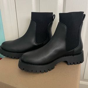 Steve Madden Liliana Black boots